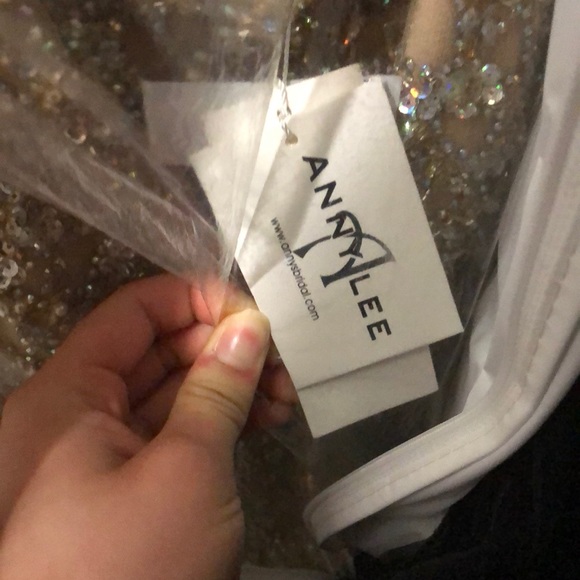 PROM DRESS - Picture 5 of 5